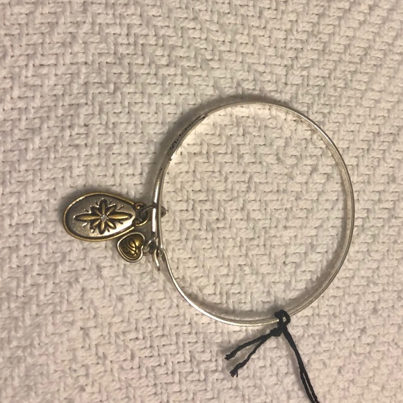 Brighton bangle bracelet - Picture 4 of 5